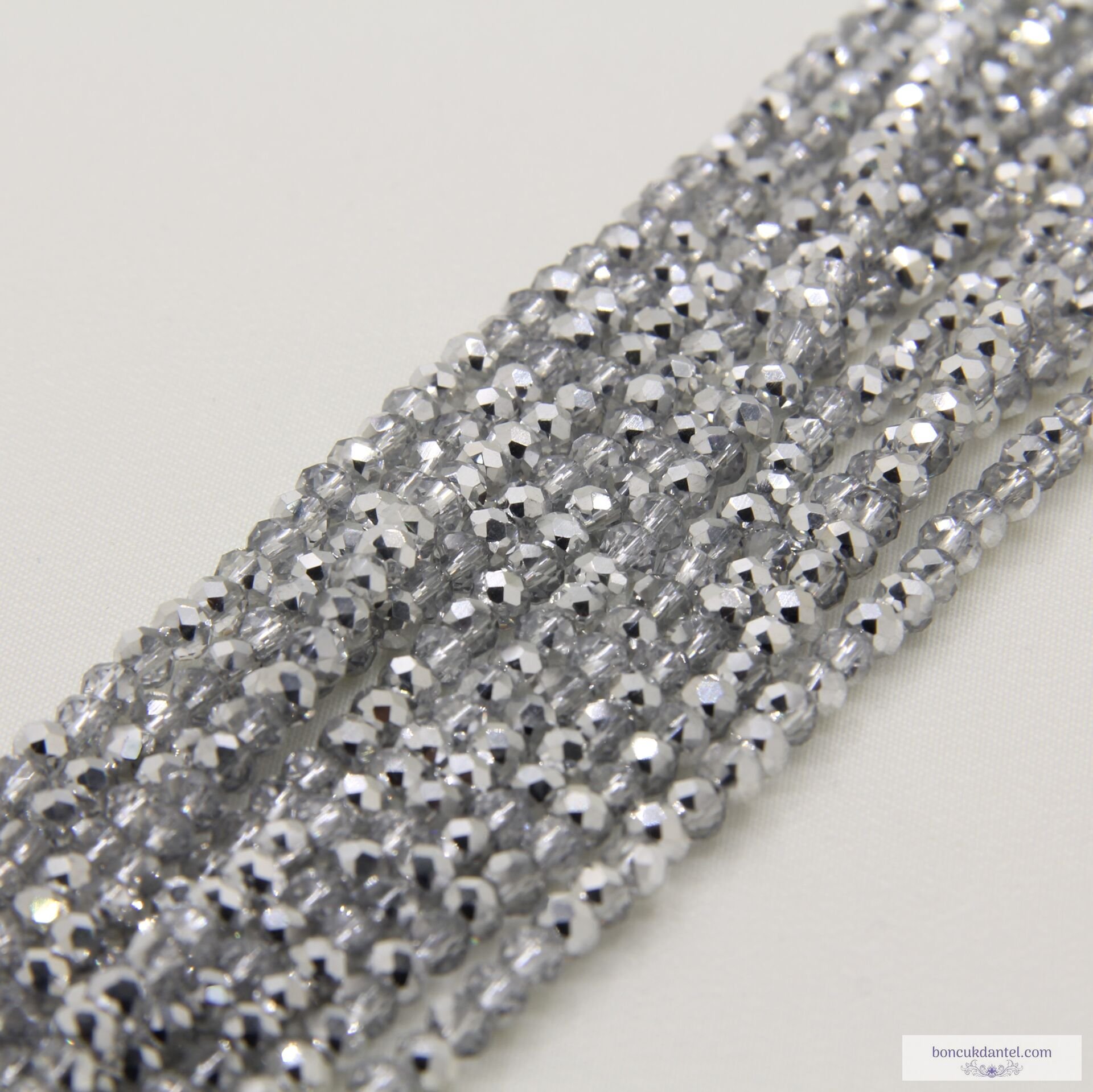 4mm Basık Dizi Kristal Yarı Gümüş Rengi