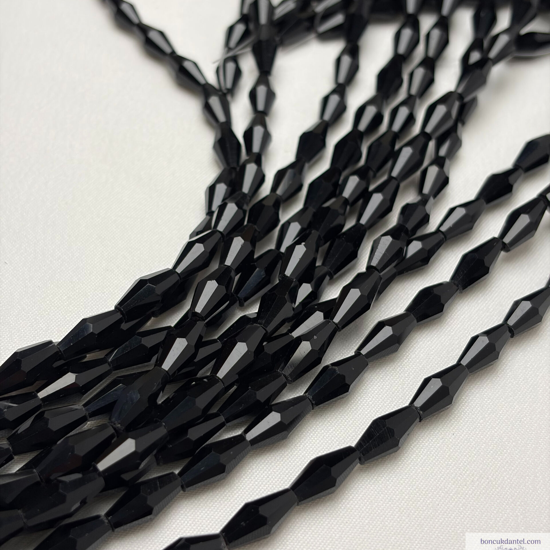 6x12mm Arpa Siyah Rengi