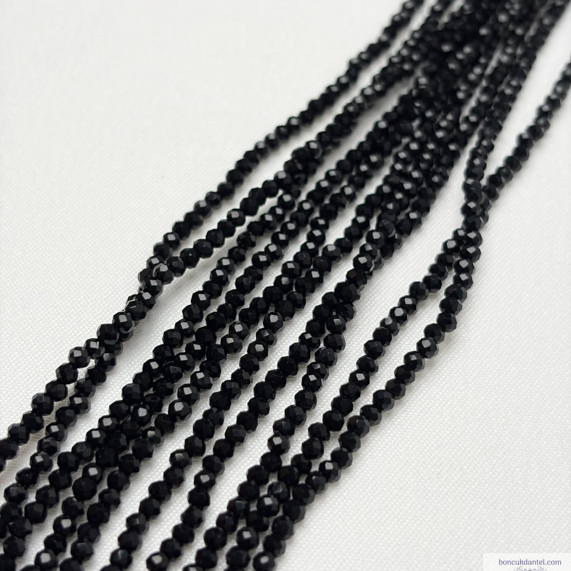 1mm Basık Kristal Siyah Rengi