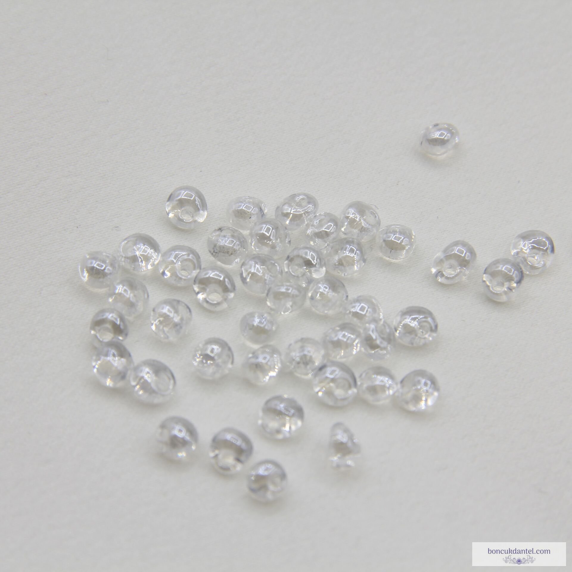 6/0 Drop Boncuk Şeffaf Spesiyal Model 50 gram