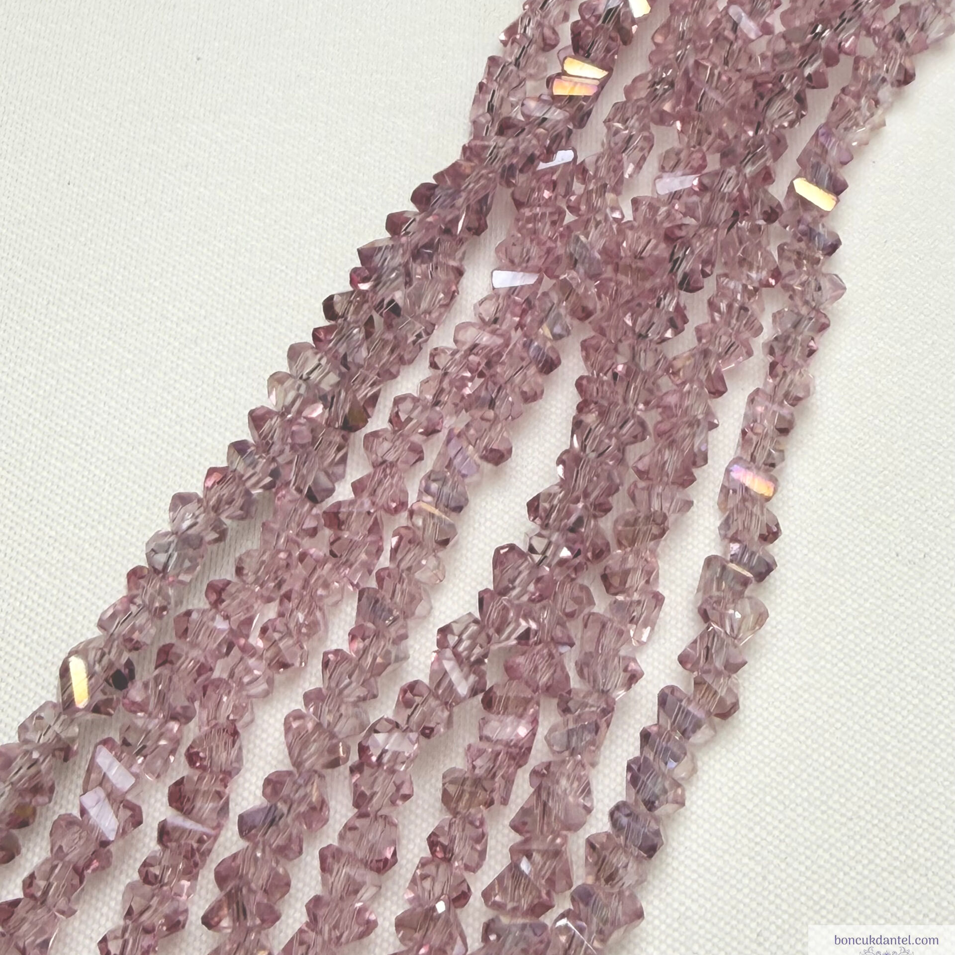4mm Üçgen (Çapraz) Kristal Gül Kurusu Rengi