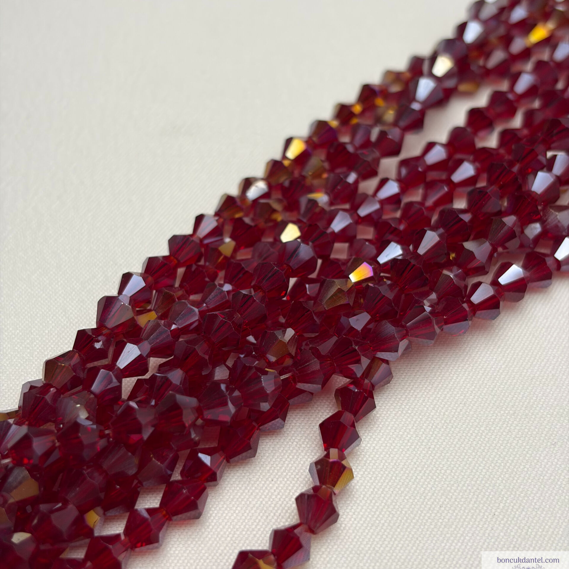 5mm Piramit Bordo Rengi