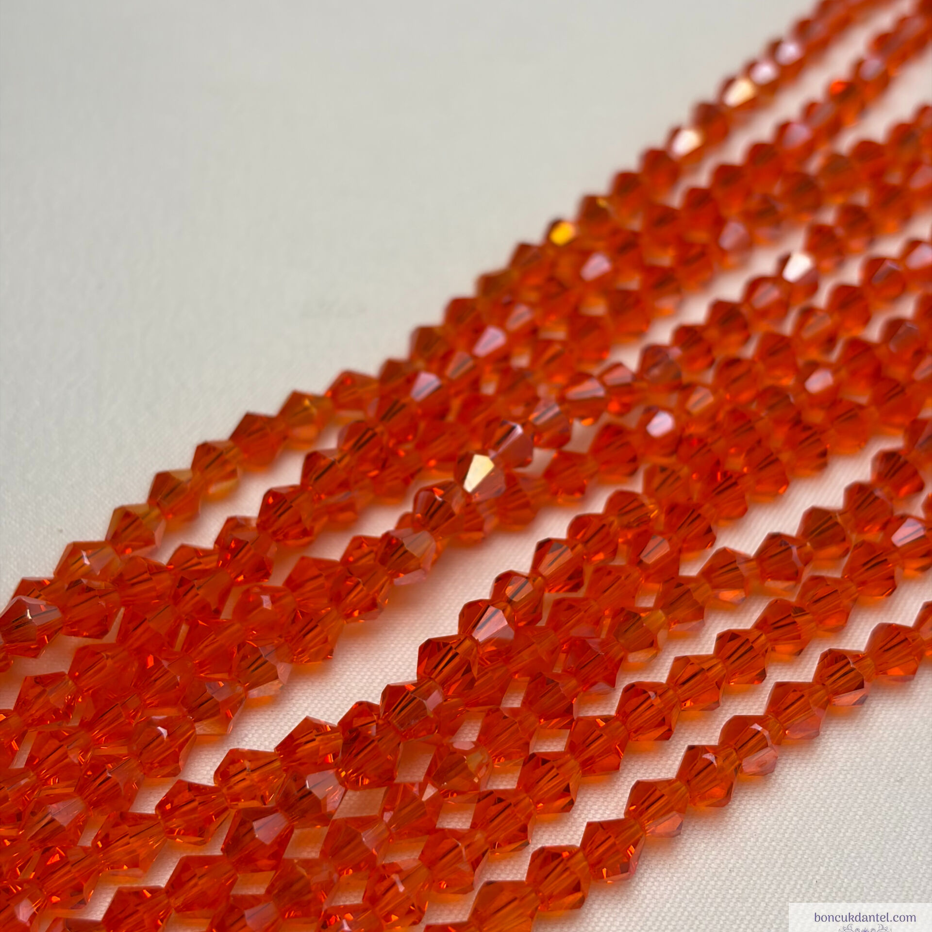 5mm Piramit Turuncu Rengi